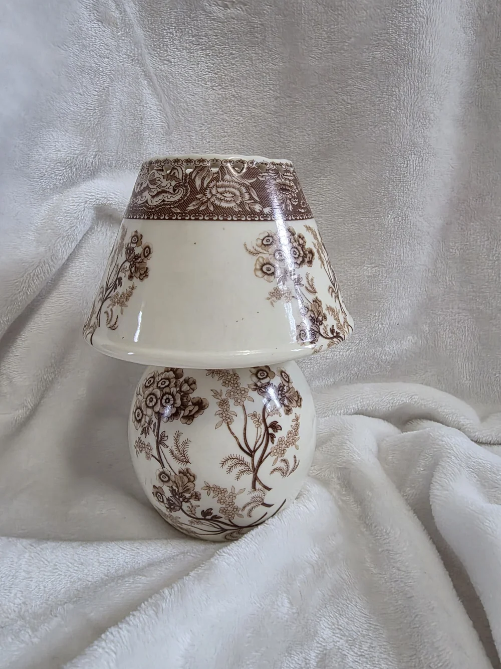 Vintage Skye McGhie Fine Porcelain Brown Transferware Tea Light Candle Lamp - Picture 3 of 10